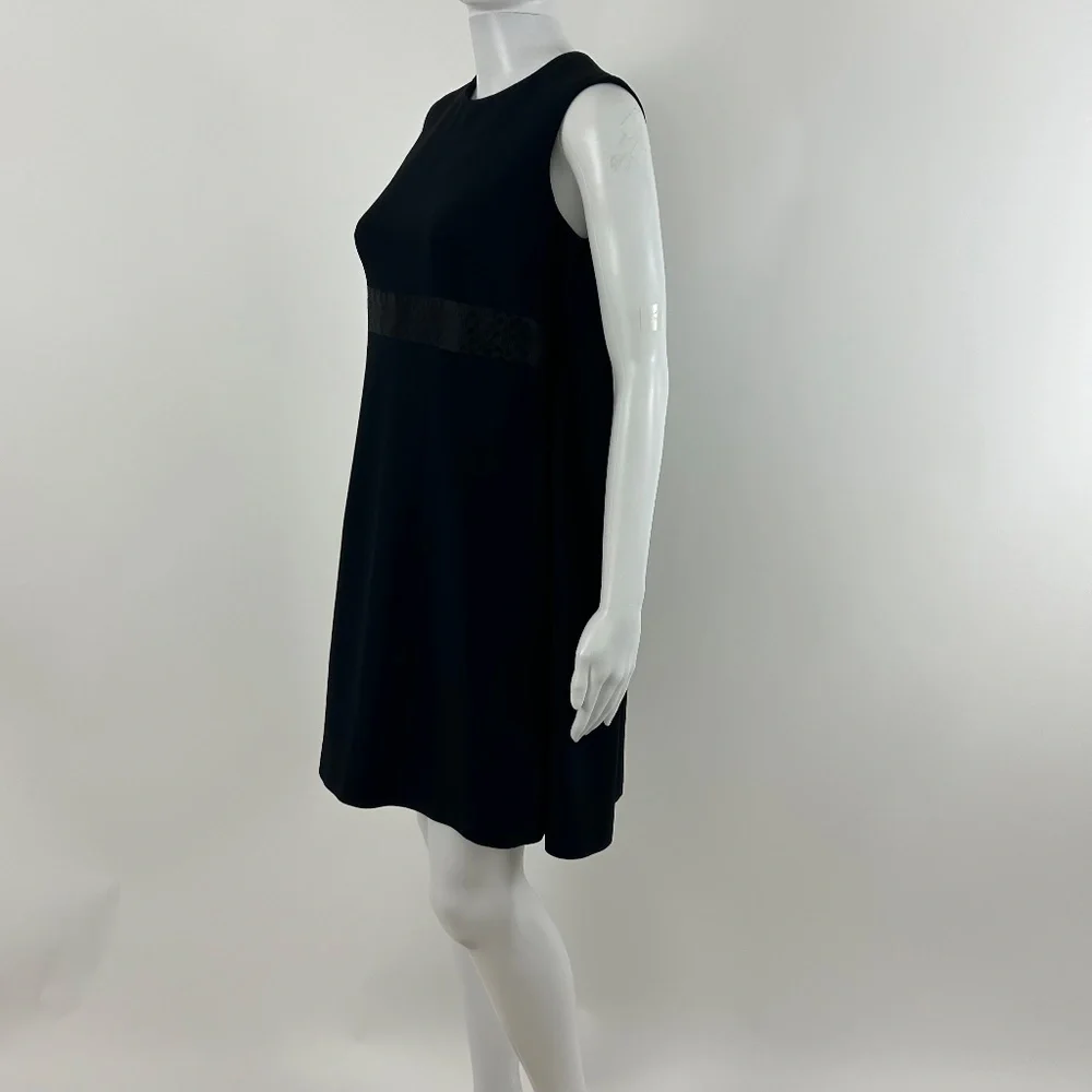 Alexander McQueen Cape Dress - Picture 4 of 8